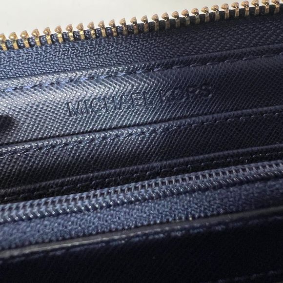 Michael Kors Jet Set wallet Continental Logo signature zip large checkbook ID - Picture 10 of 16